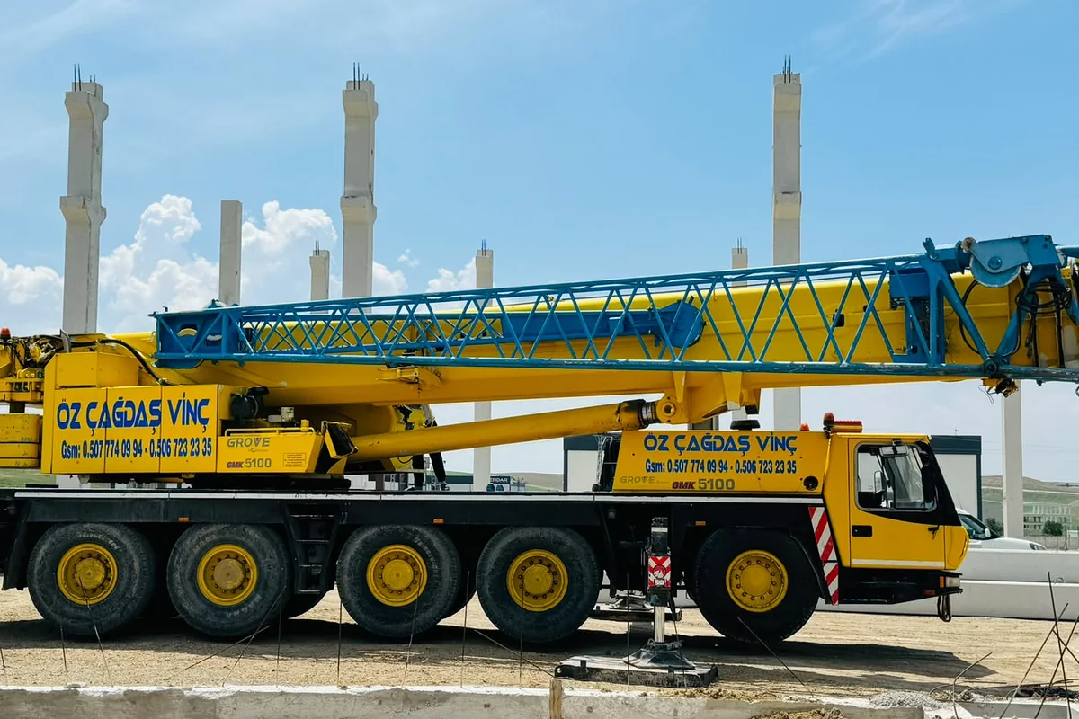 Grove GMK 5100 100 ton mobil vinç